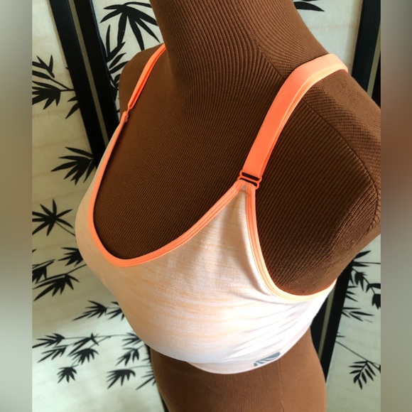 Womens Marika Racerback Sports Bra Top Wireless Size XL. - Picture 5 of 13